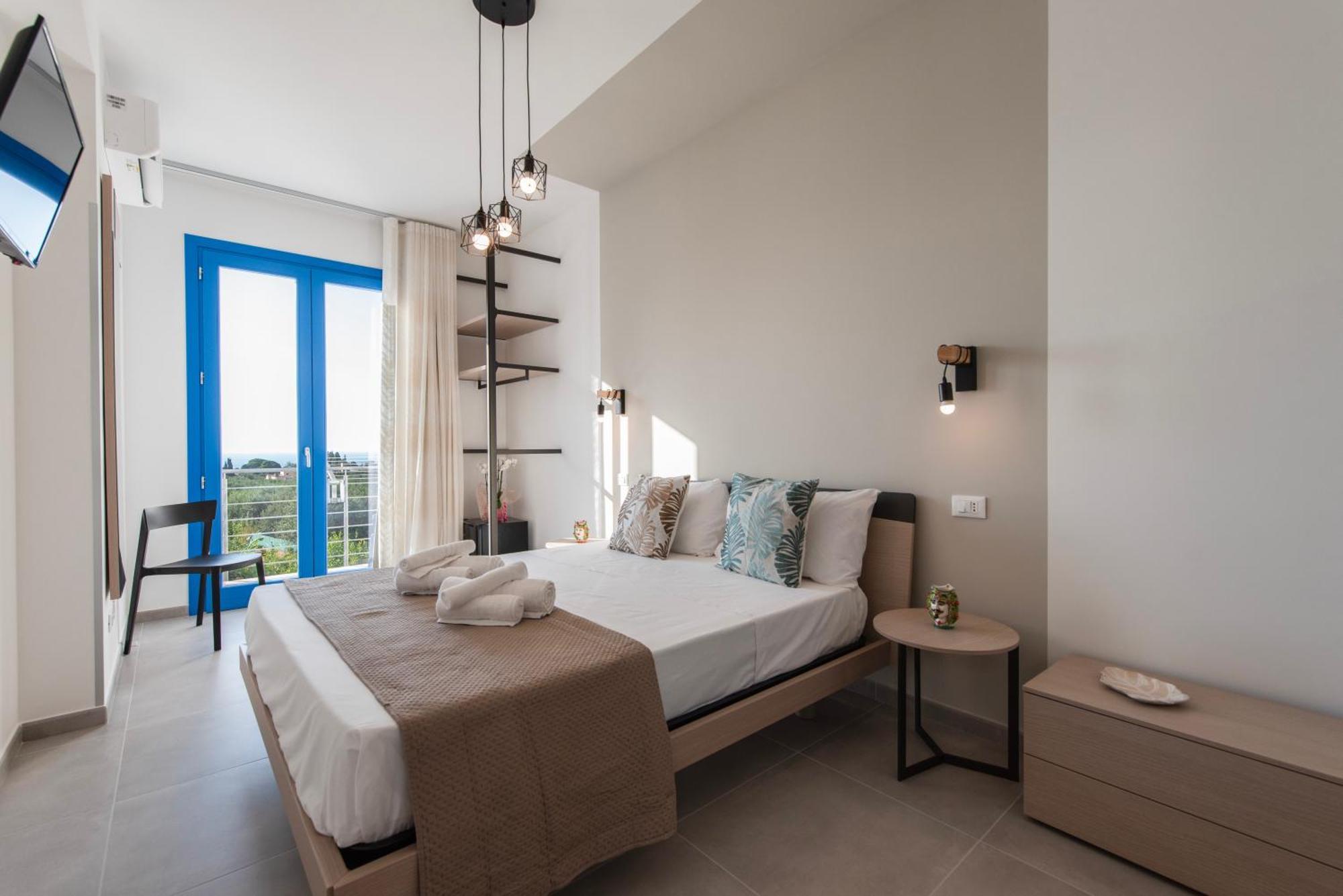 Bed And Breakfast Da Francesca Castelluzzo Esterno foto