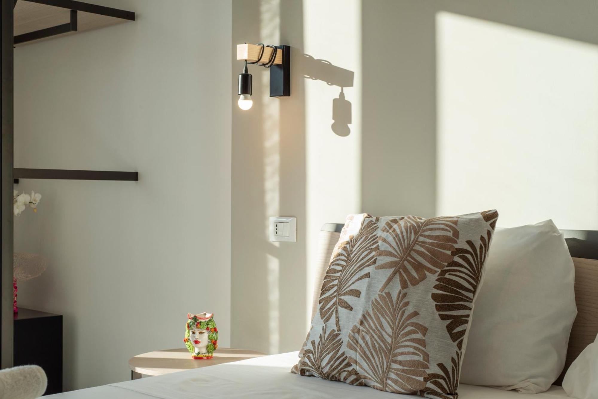 Bed And Breakfast Da Francesca Castelluzzo Esterno foto
