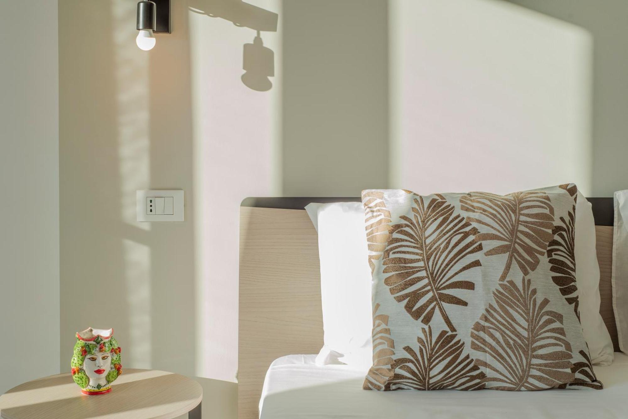 Bed And Breakfast Da Francesca Castelluzzo Esterno foto