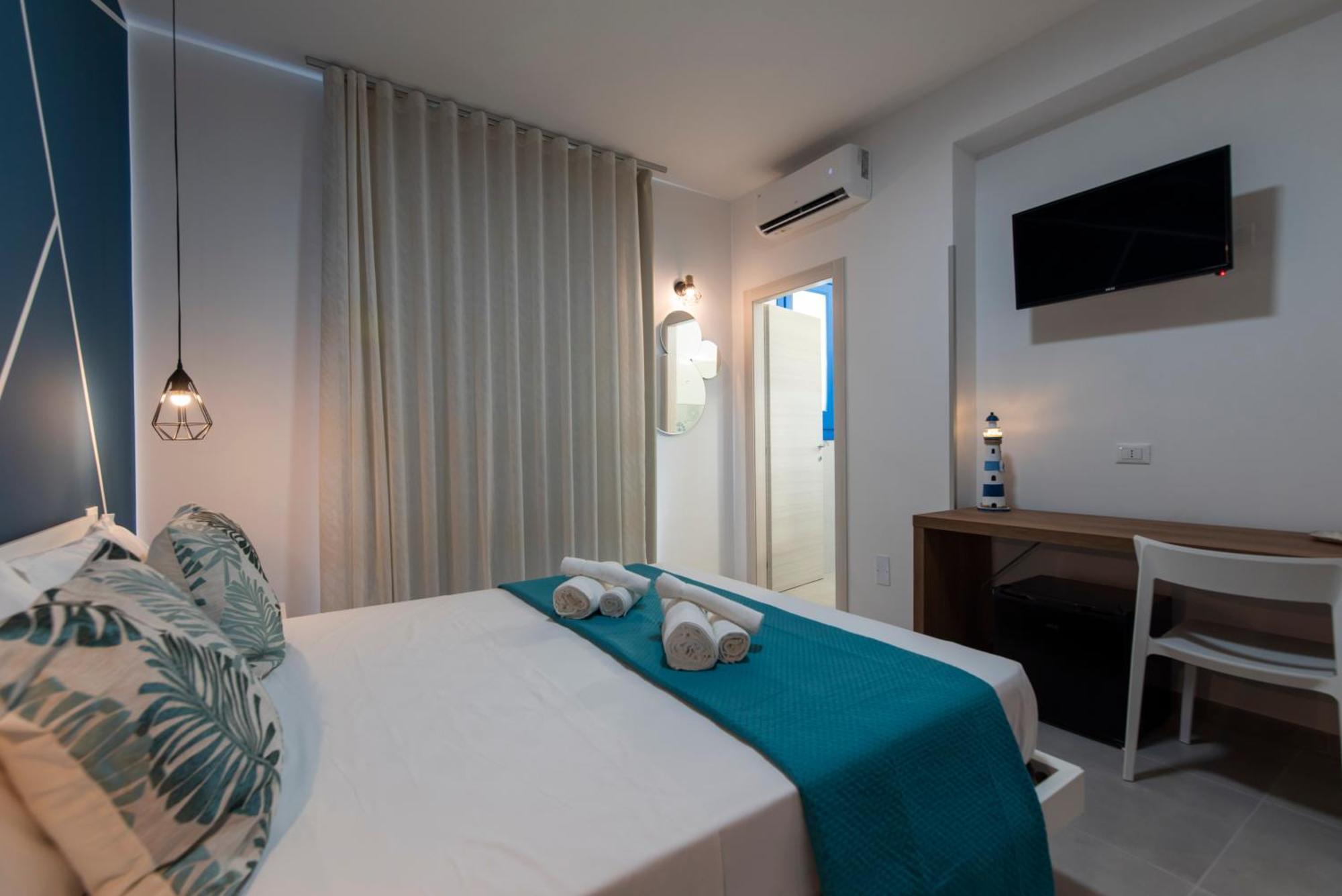 Bed And Breakfast Da Francesca Castelluzzo Esterno foto