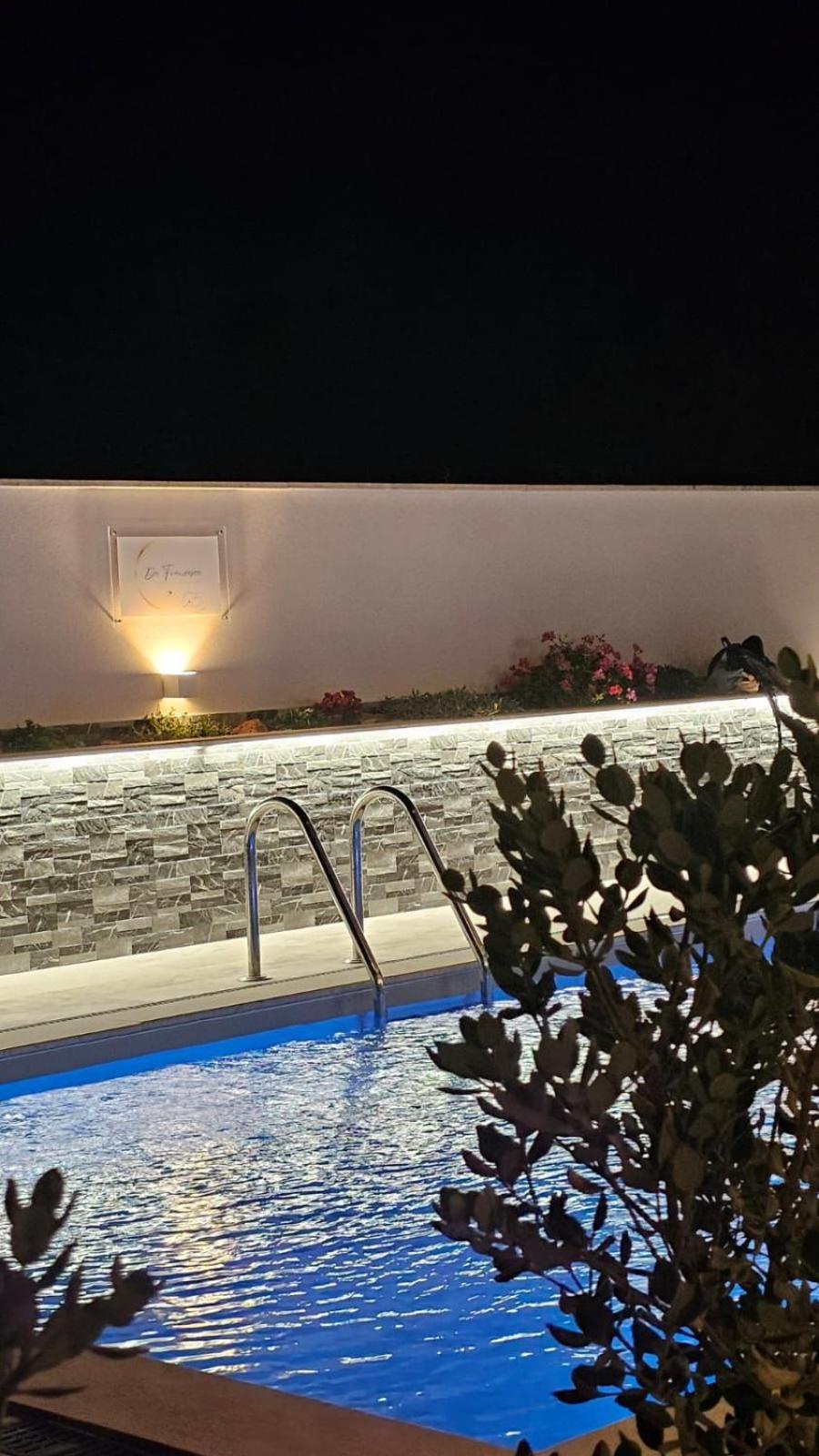 Bed And Breakfast Da Francesca Castelluzzo Esterno foto