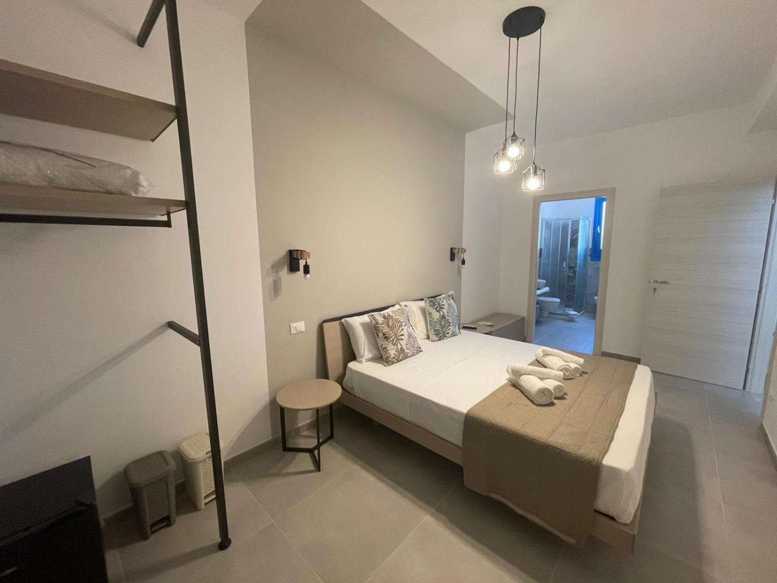 Bed And Breakfast Da Francesca Castelluzzo Esterno foto
